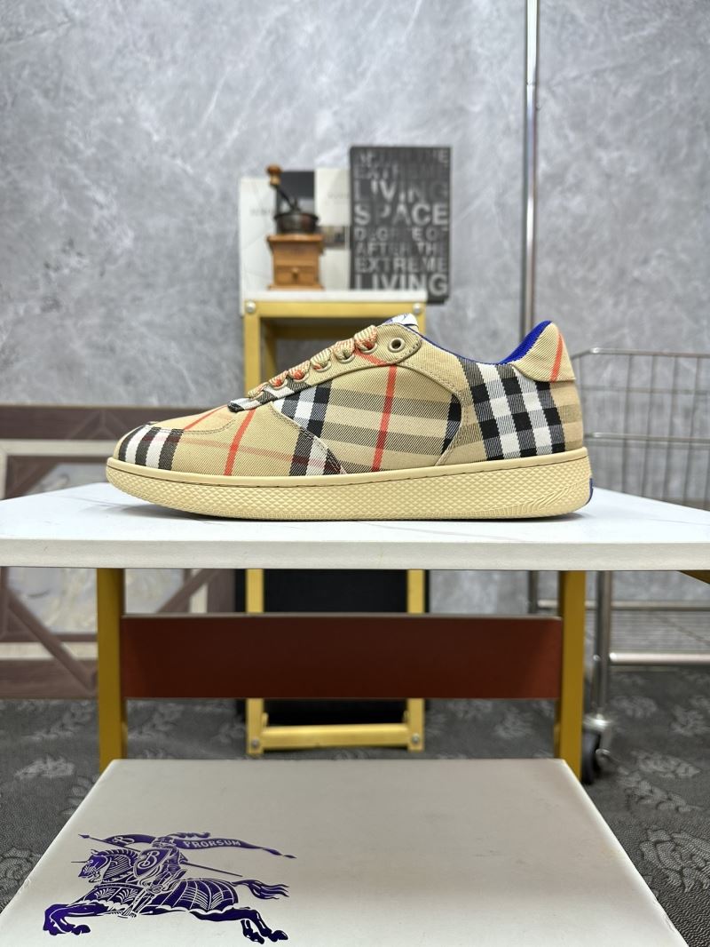 Burberry Low Shoes